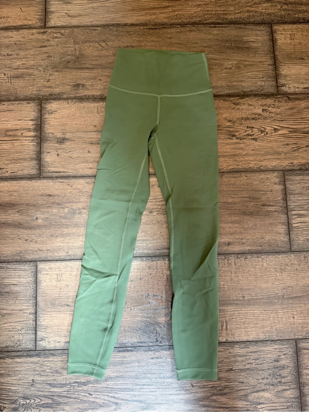 High-Waist Olive lulu leggings